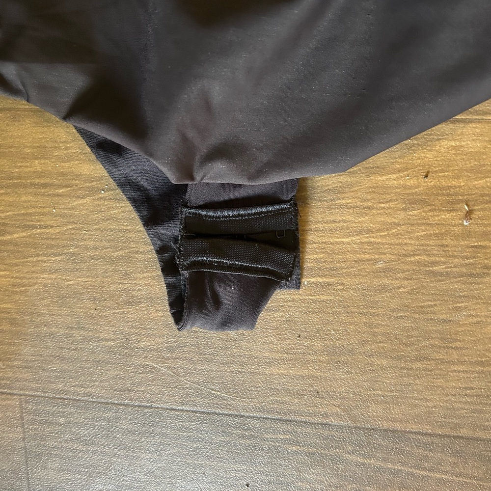 Maidenform Black Supportive Slip with Built-In Cups - Picture 3 of 4